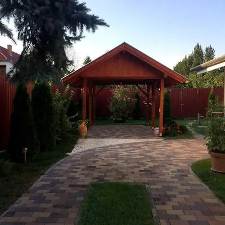 Garden Ingyenes Zart Parkoloval Szegedin